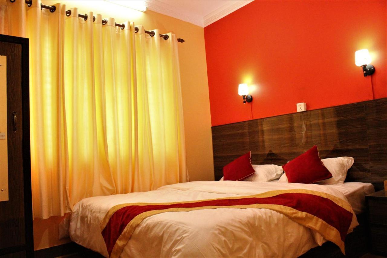 Vista City Hostel Катманду Экстерьер фото