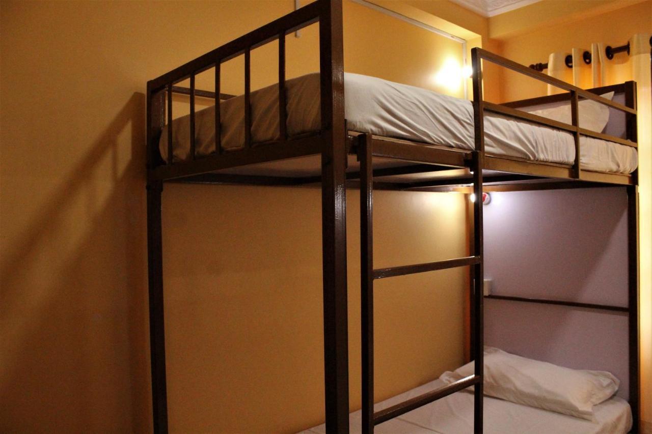 Vista City Hostel Катманду Экстерьер фото