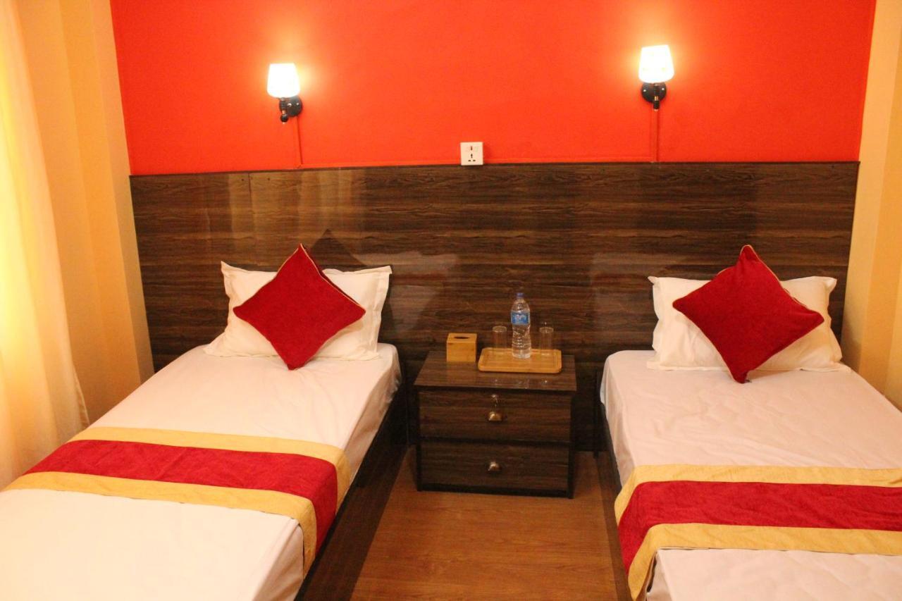 Vista City Hostel Катманду Экстерьер фото