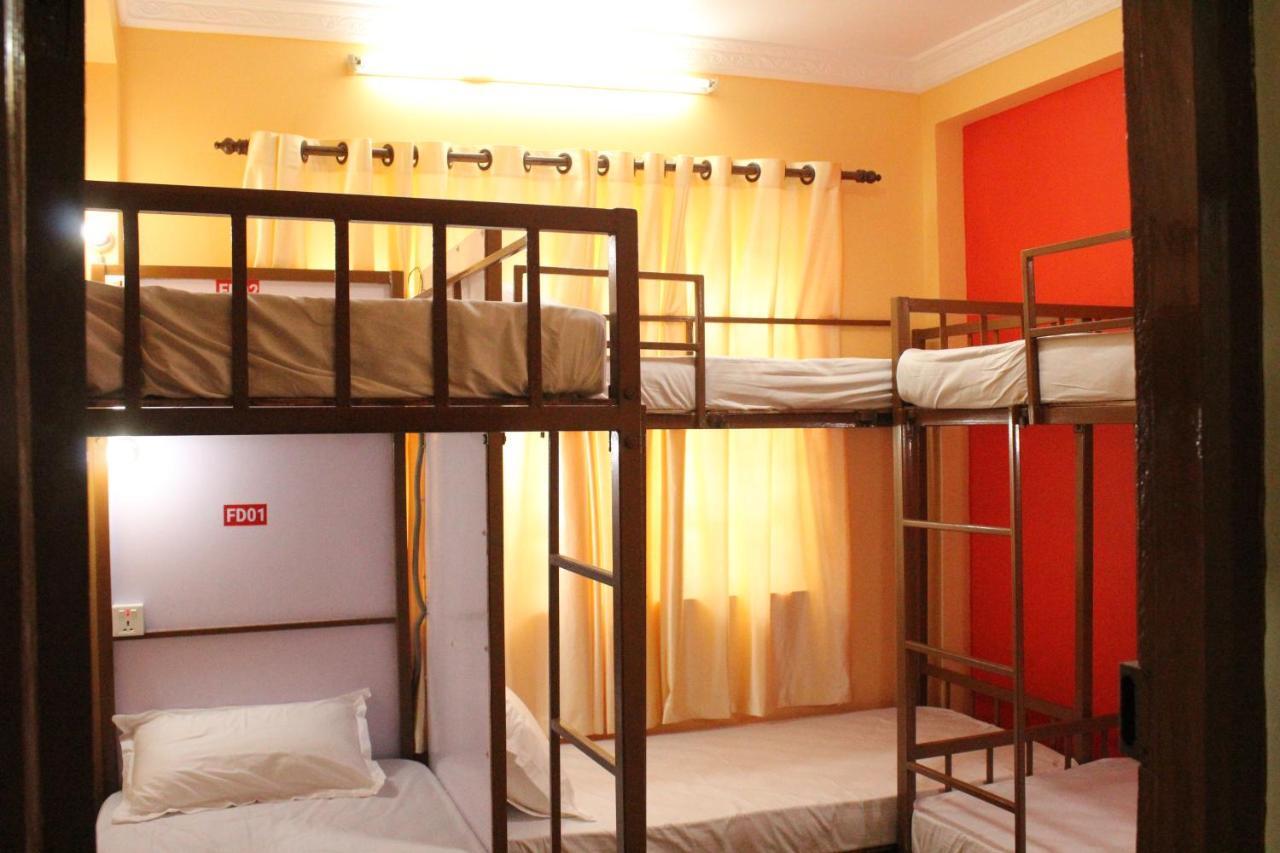Vista City Hostel Катманду Экстерьер фото